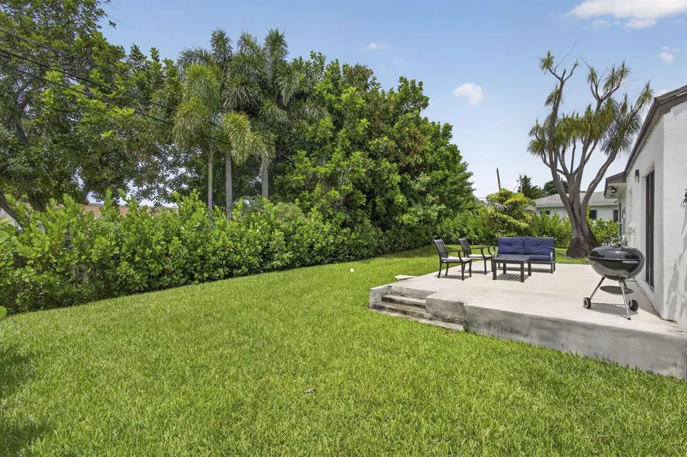 1875 Ridge Road Juno Beach, FL 33408