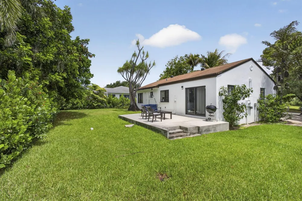 1875 Ridge Road Juno Beach, FL 33408