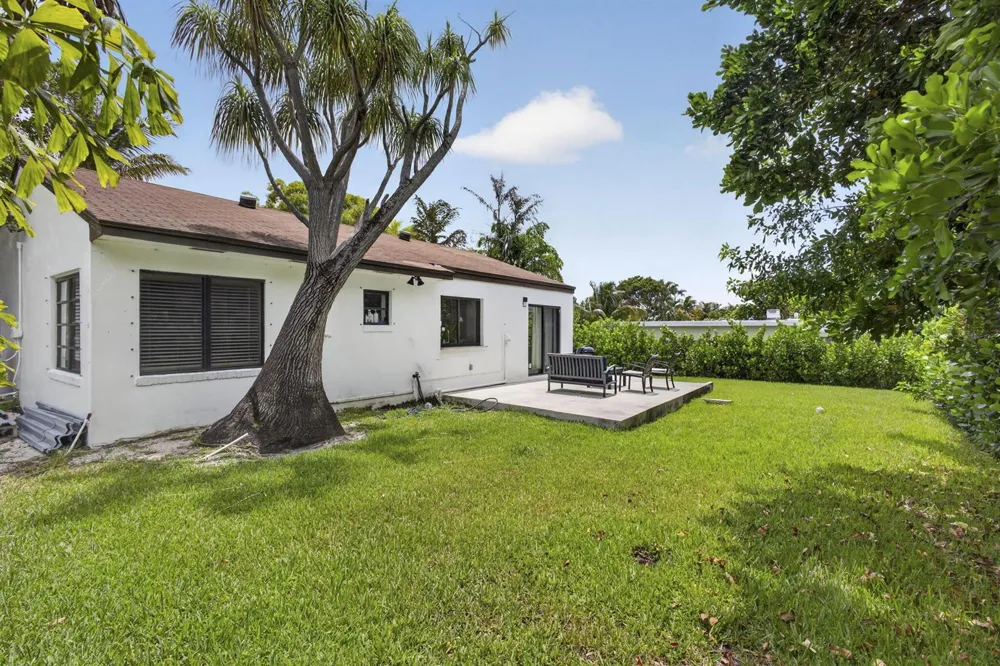 1875 Ridge Road Juno Beach, FL 33408