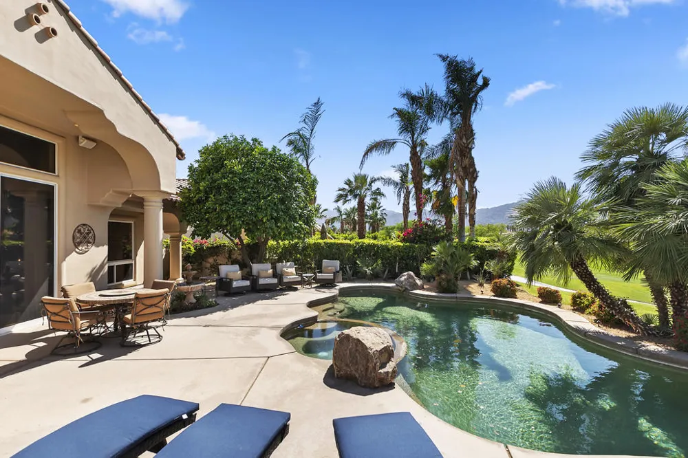 48245 Vista Calico La Quinta, CA 92253