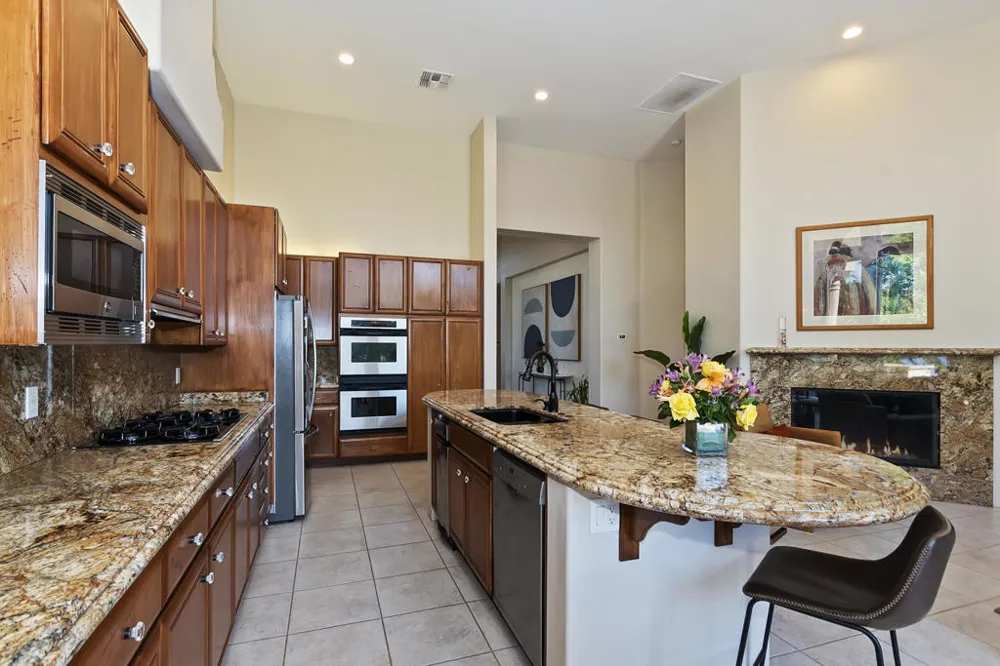 48245 Vista Calico La Quinta, CA 92253