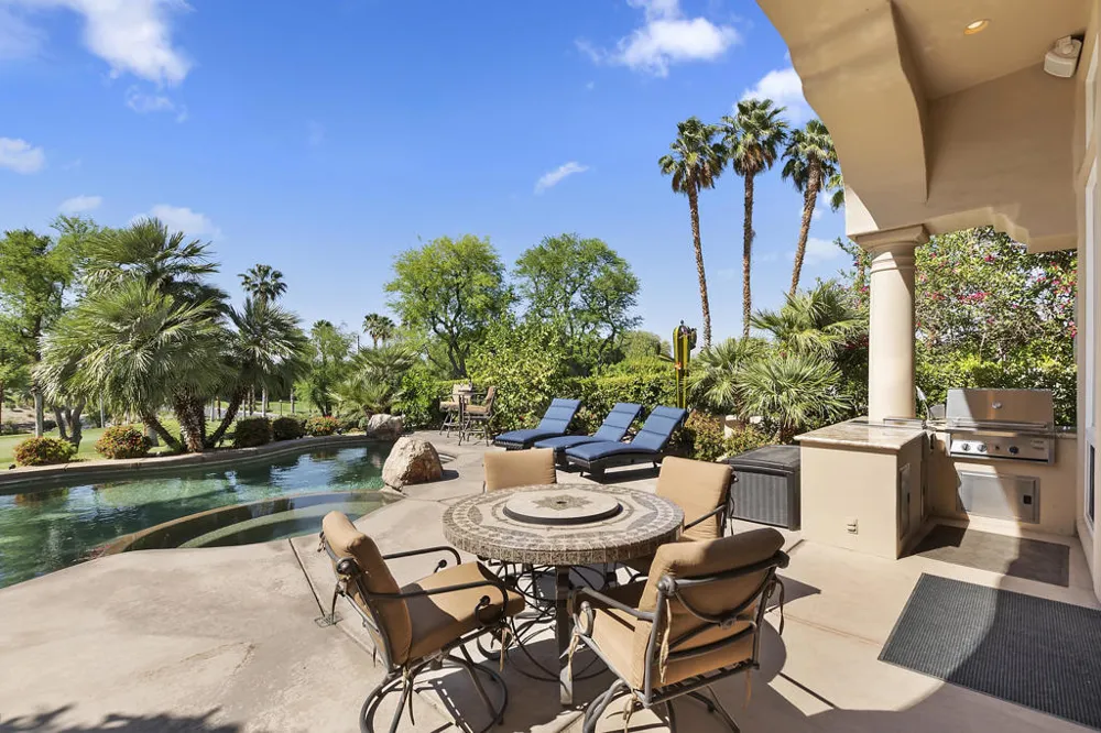 48245 Vista Calico La Quinta, CA 92253