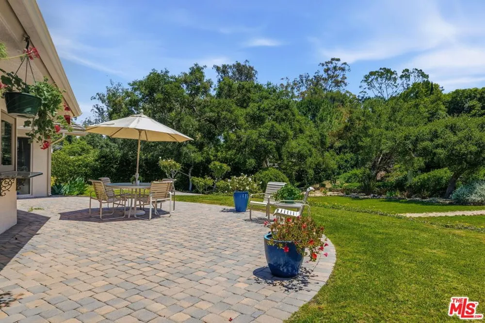 1163 Camino Viejo Road Santa Barbara, CA 93108
