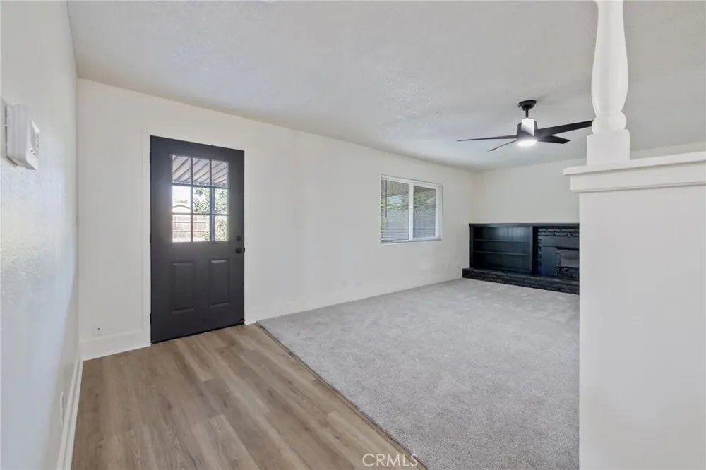 988 Laurel Lindsay, CA 93247