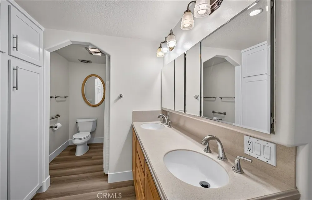 824 Via Alhambra #D Laguna Woods, CA 92637