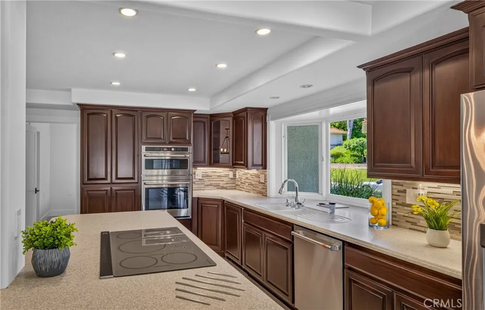 824 Via Alhambra #D Laguna Woods, CA 92637