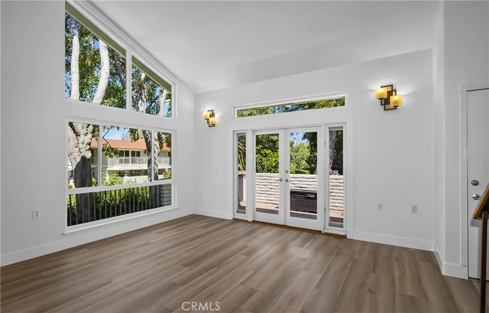 824 Via Alhambra #D Laguna Woods, CA 92637