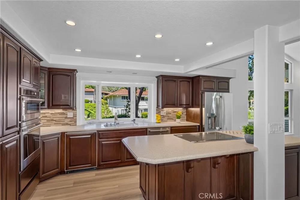 824 Via Alhambra #D Laguna Woods, CA 92637