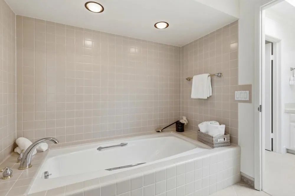 2941 Belmont Woods Way Belmont, CA 94002