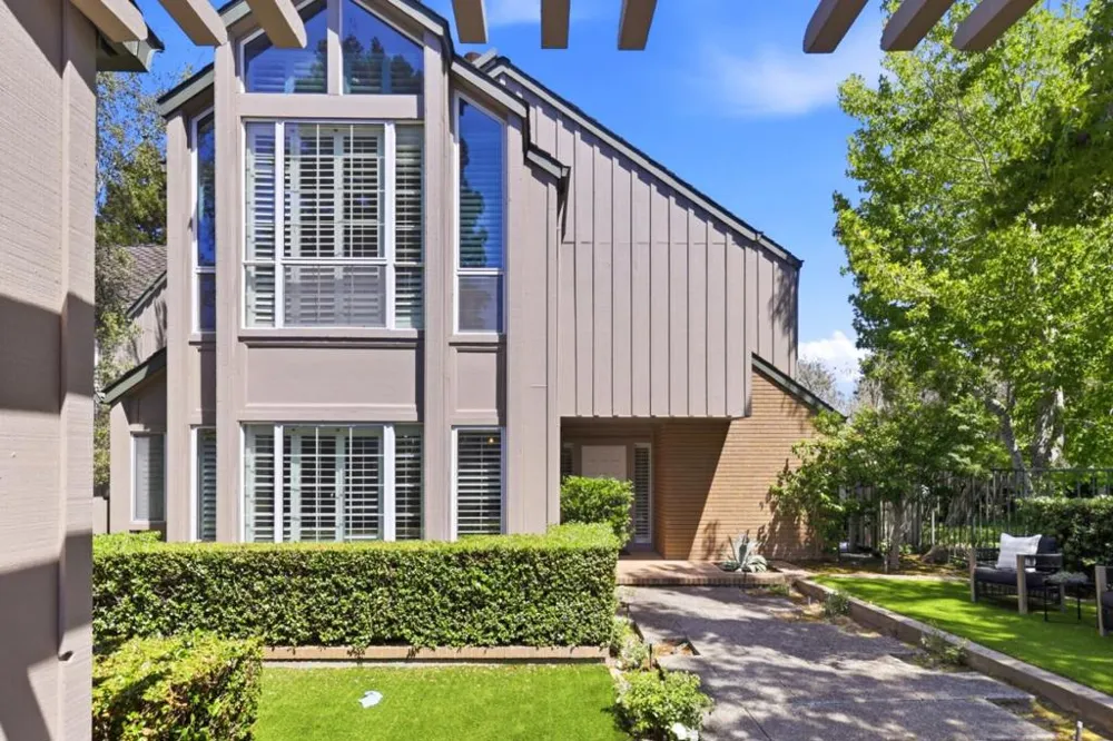 2941 Belmont Woods Way Belmont, CA 94002