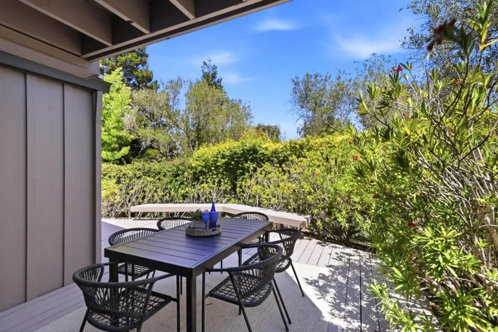 2941 Belmont Woods Way Belmont, CA 94002