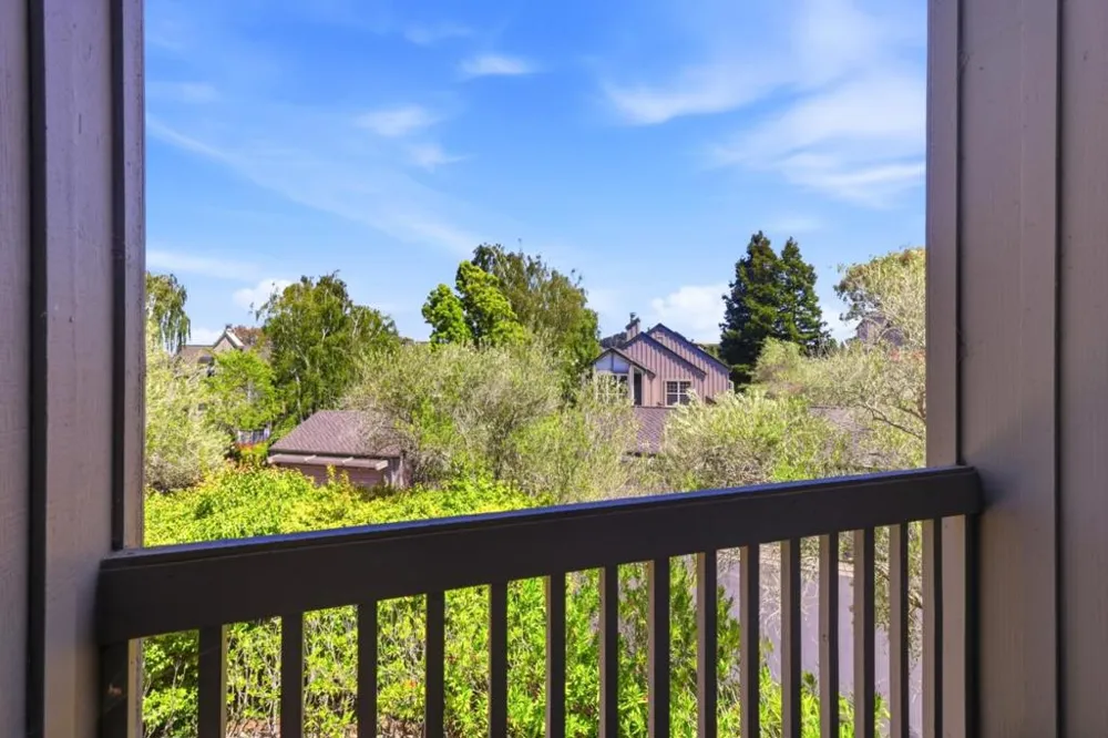 2941 Belmont Woods Way Belmont, CA 94002