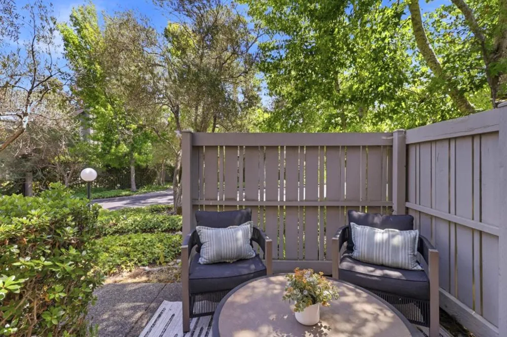 2941 Belmont Woods Way Belmont, CA 94002