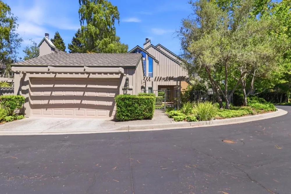 2941 Belmont Woods Way Belmont, CA 94002
