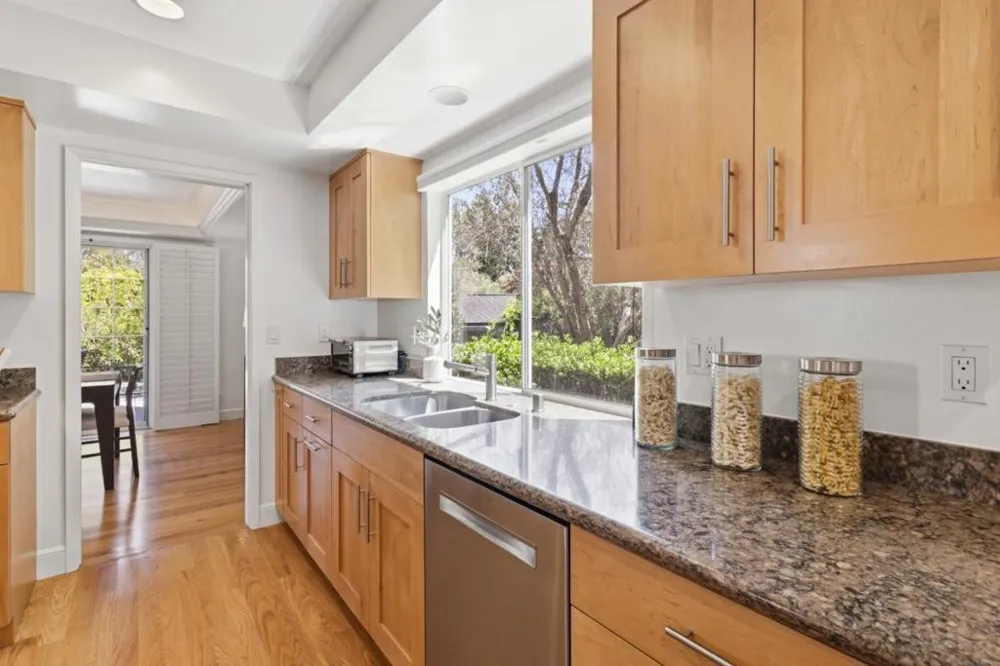 2941 Belmont Woods Way Belmont, CA 94002