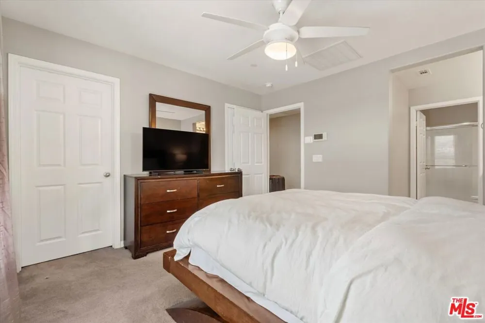 14860 Nordhoff Street Panorama City, CA 91402