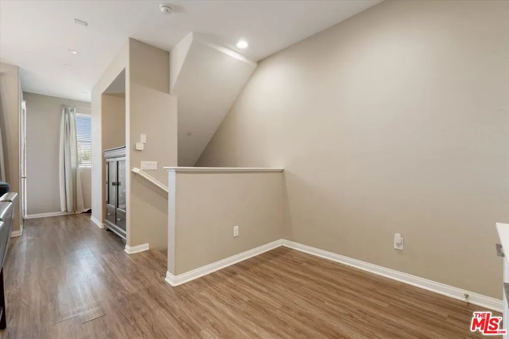 14860 Nordhoff Street Panorama City, CA 91402