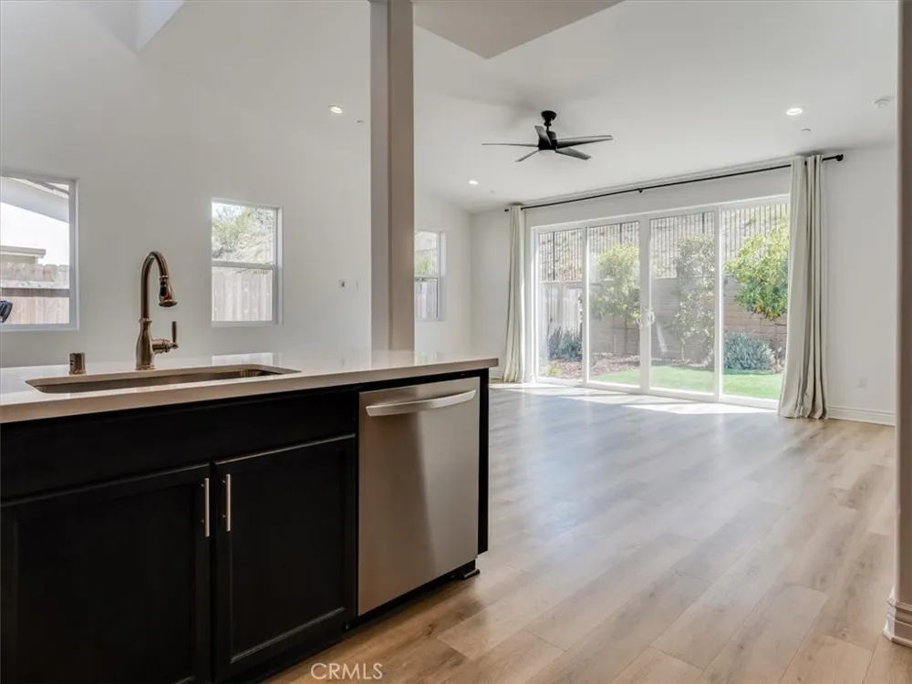 1133 Flax Santa Maria, CA 93455