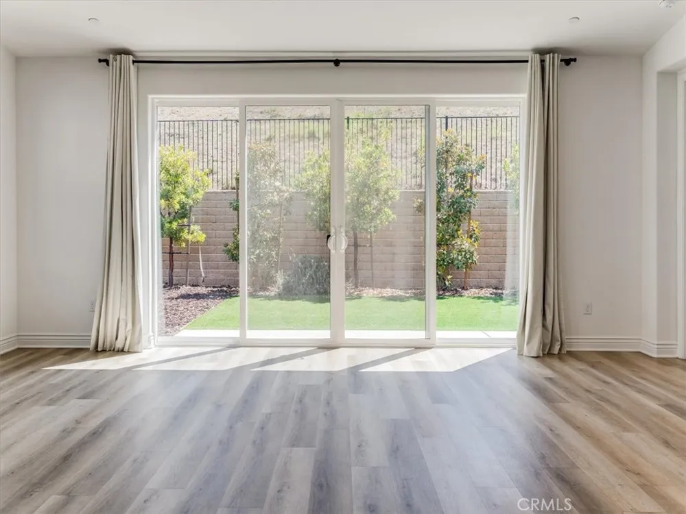 1133 Flax Santa Maria, CA 93455
