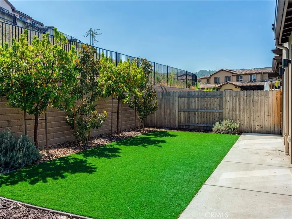 1133 Flax Santa Maria, CA 93455