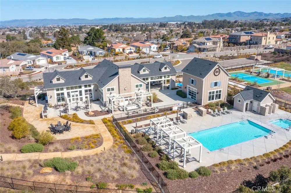 1133 Flax Santa Maria, CA 93455