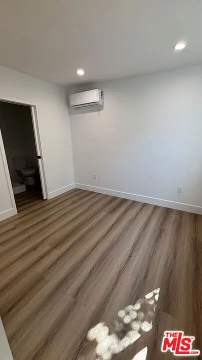 2437 Centinela Avenue #apt 11 Santa Monica, CA 90405