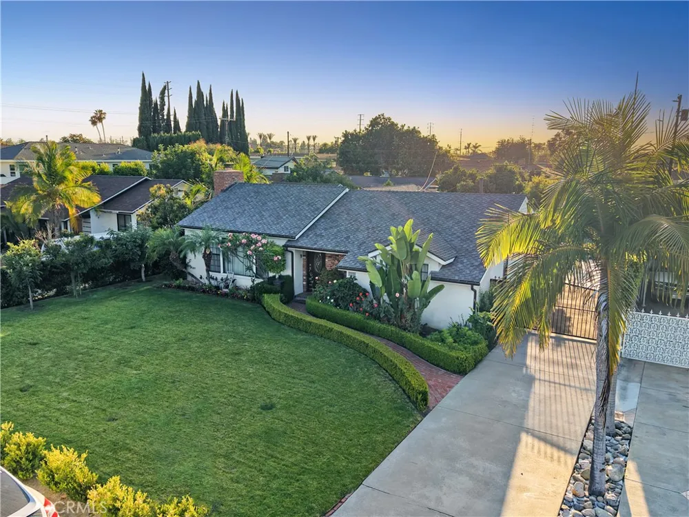 10011 Wiley Burke Downey, CA 90240