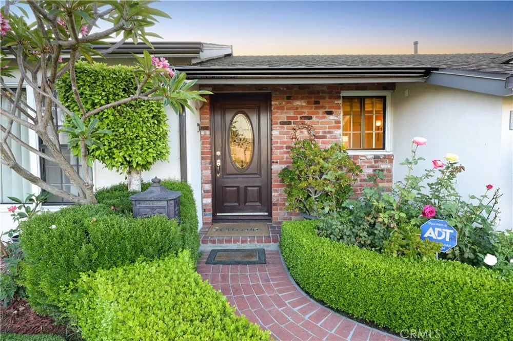 10011 Wiley Burke Downey, CA 90240