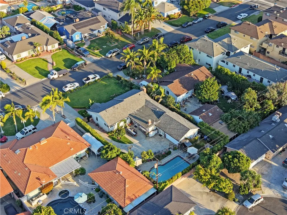 10011 Wiley Burke Downey, CA 90240