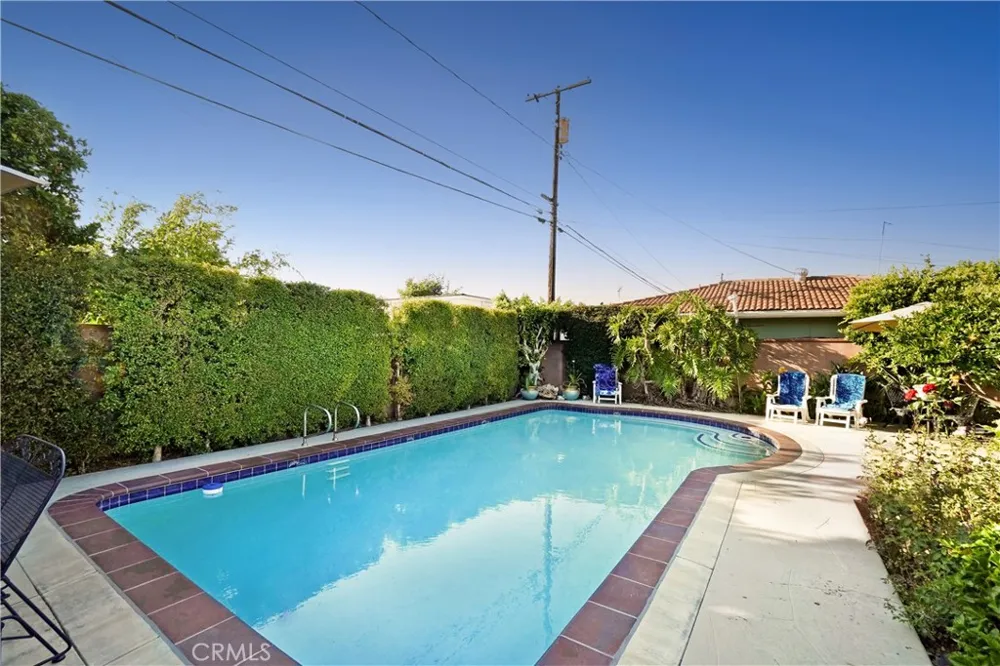 10011 Wiley Burke Downey, CA 90240