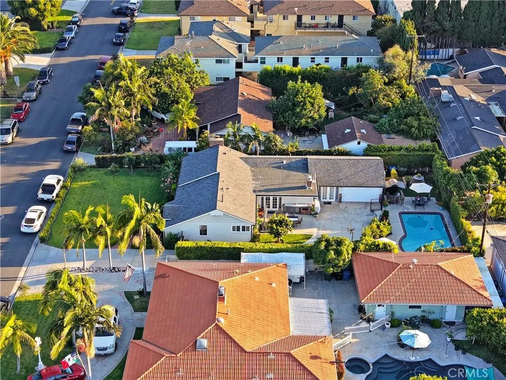 10011 Wiley Burke Downey, CA 90240