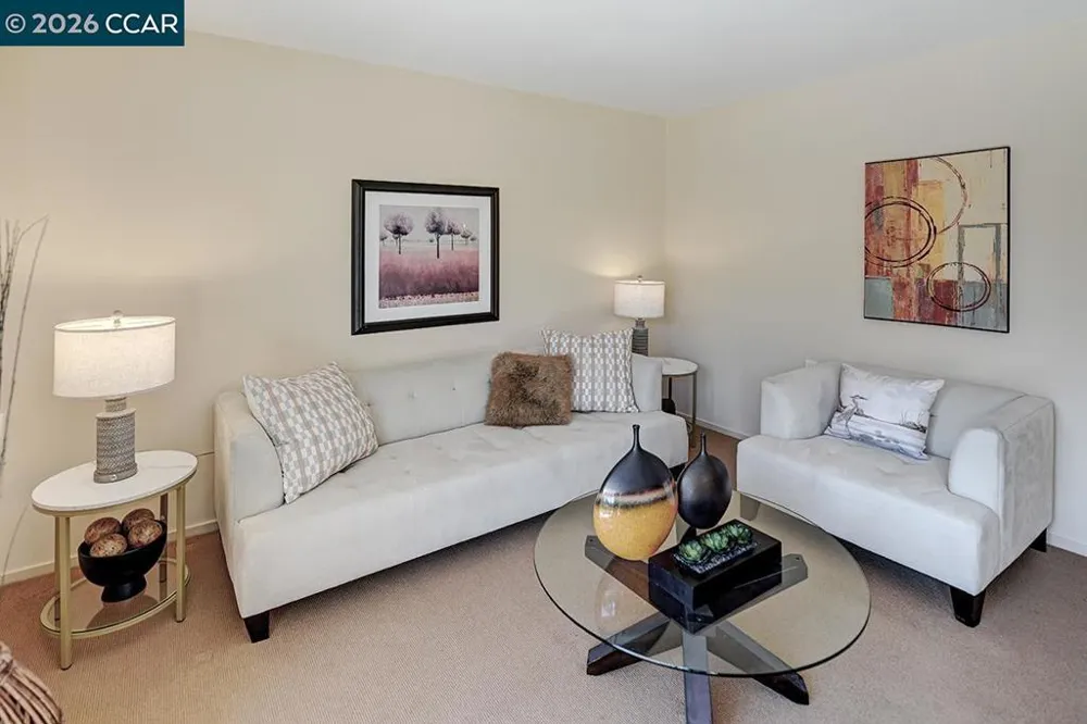2223 Tice Creek Dr #2 Walnut Creek, CA 94595