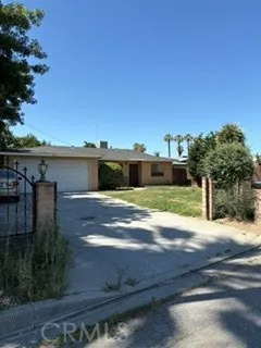 1857 E Gould