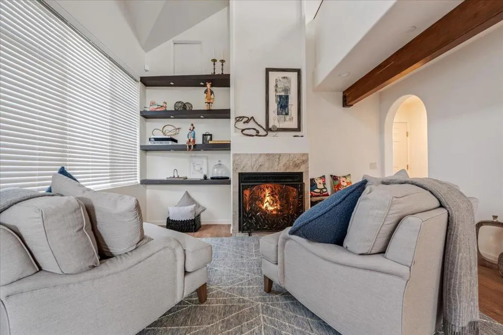 957 Syida Drive Pacific Grove, CA 93950