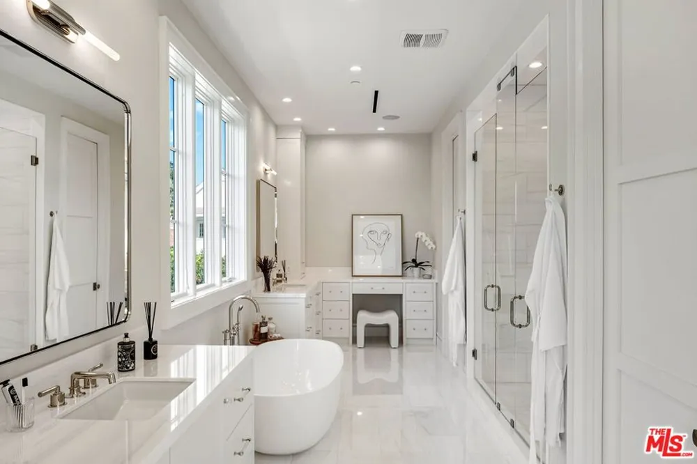 1675 San Remo Drive Pacific Palisades, CA 90272