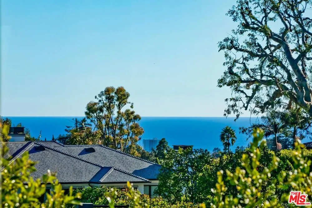 1675 San Remo Drive Pacific Palisades, CA 90272