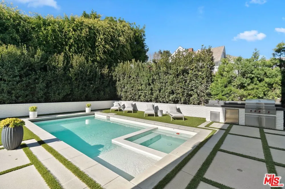 1675 San Remo Drive Pacific Palisades, CA 90272