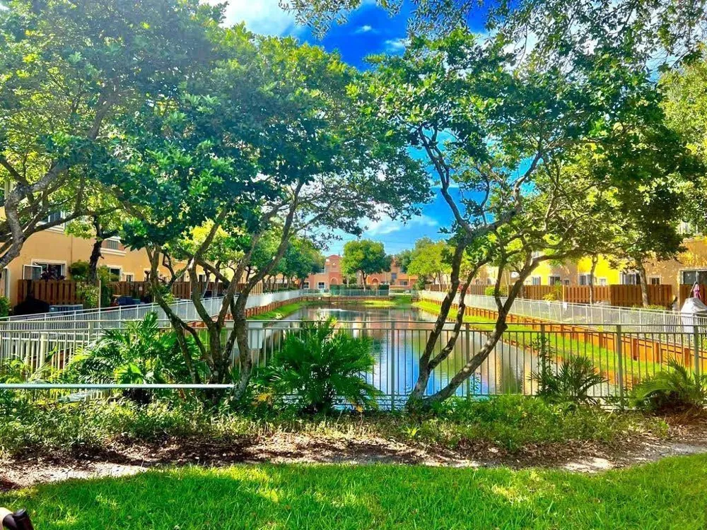 2319 Mariner Court #2706 Dania Beach, FL 33312