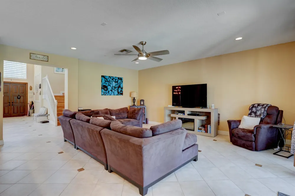 19644 Estuary Drive Boca Raton, FL 33498