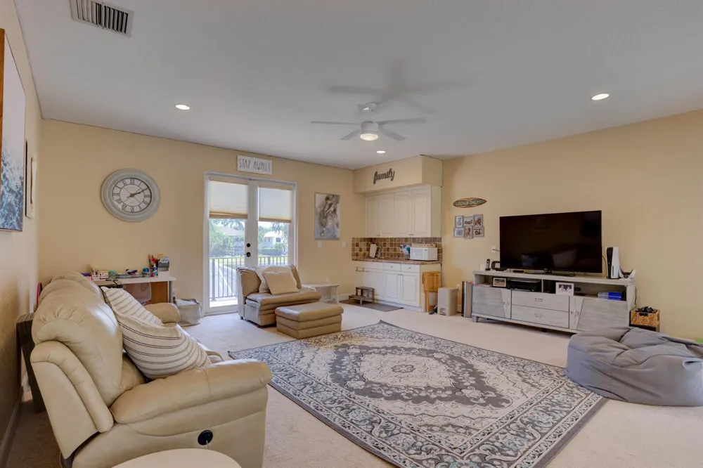 19644 Estuary Drive Boca Raton, FL 33498