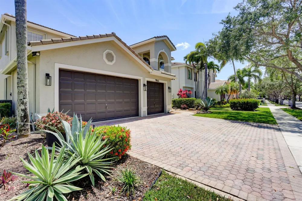 19644 Estuary Drive Boca Raton, FL 33498
