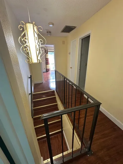 102 Pleasant Hill Lane