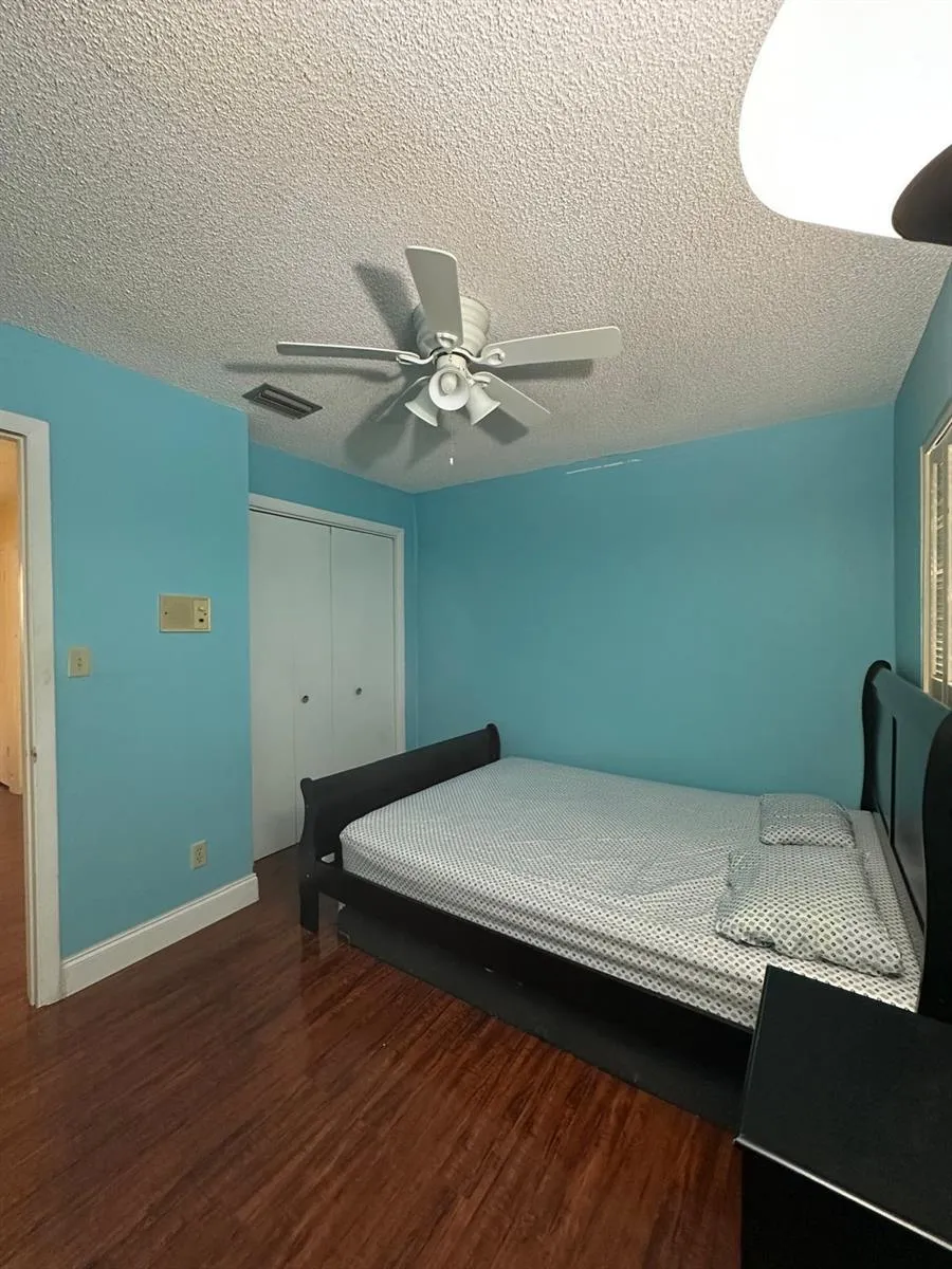 102 Pleasant Hill Lane Tamarac, FL 33319