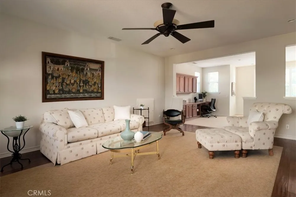 26637 Oak Terrace Valencia, CA 91381