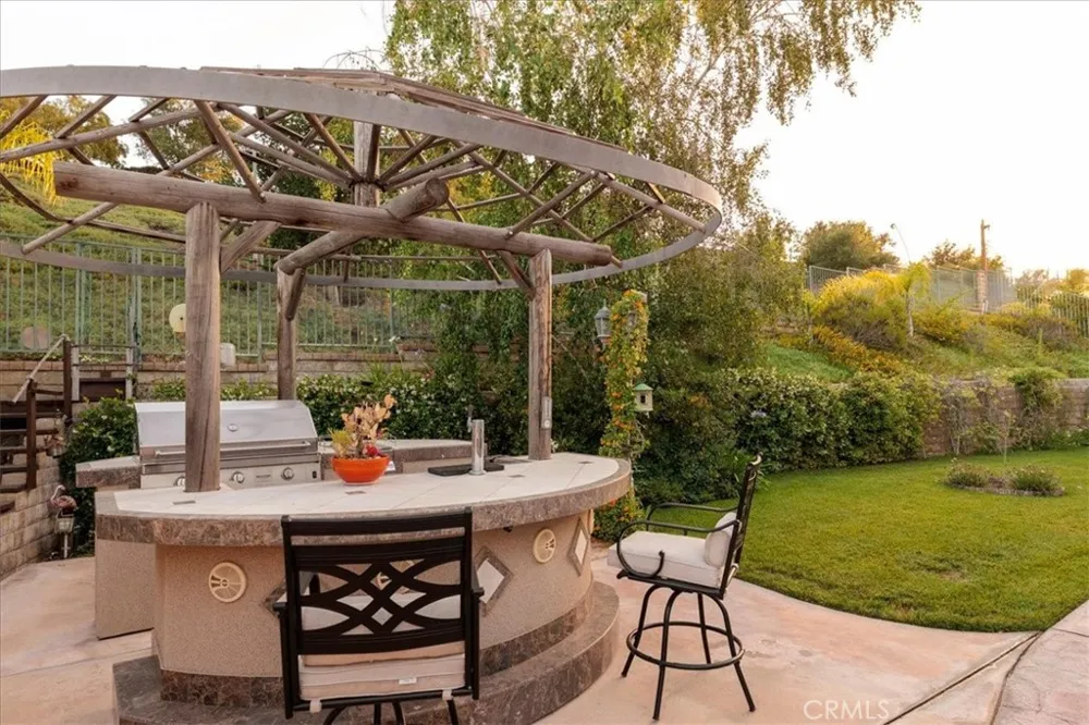26637 Oak Terrace Valencia, CA 91381