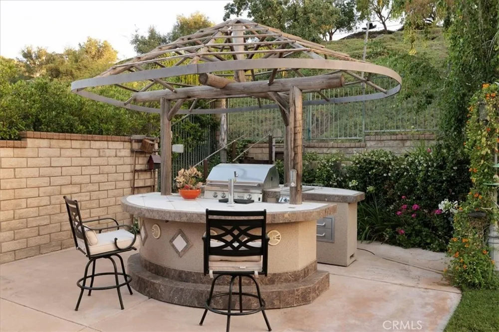 26637 Oak Terrace Valencia, CA 91381