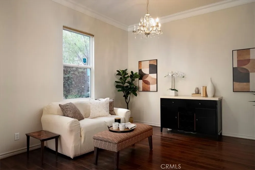 26637 Oak Terrace Valencia, CA 91381