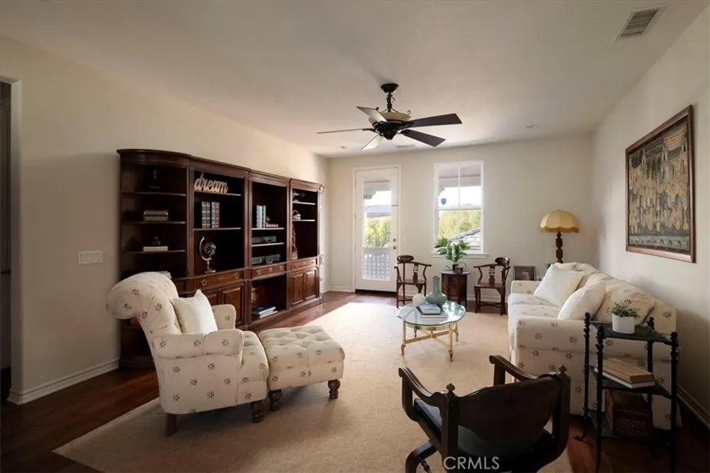 26637 Oak Terrace Valencia, CA 91381