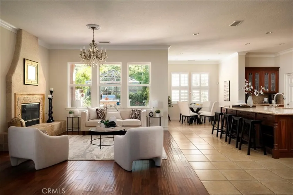 26637 Oak Terrace Valencia, CA 91381