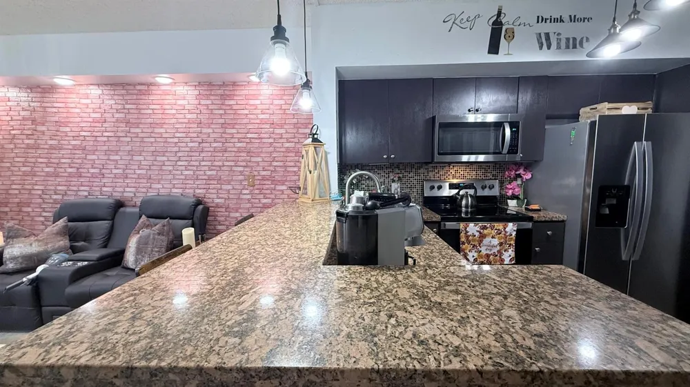 5077 NW 7th Street #914 Miami, FL 33126